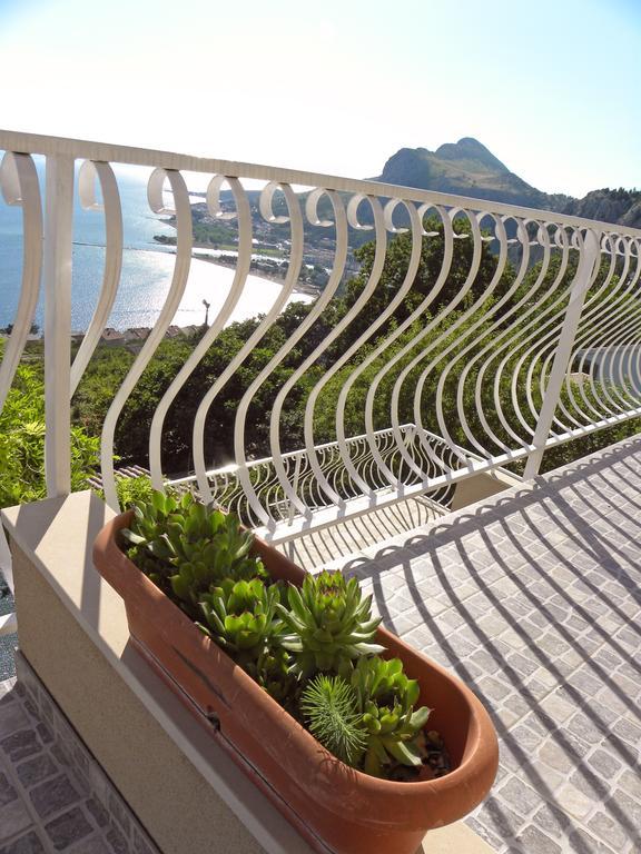 Holiday Home Figa أوميس الغرفة الصورة