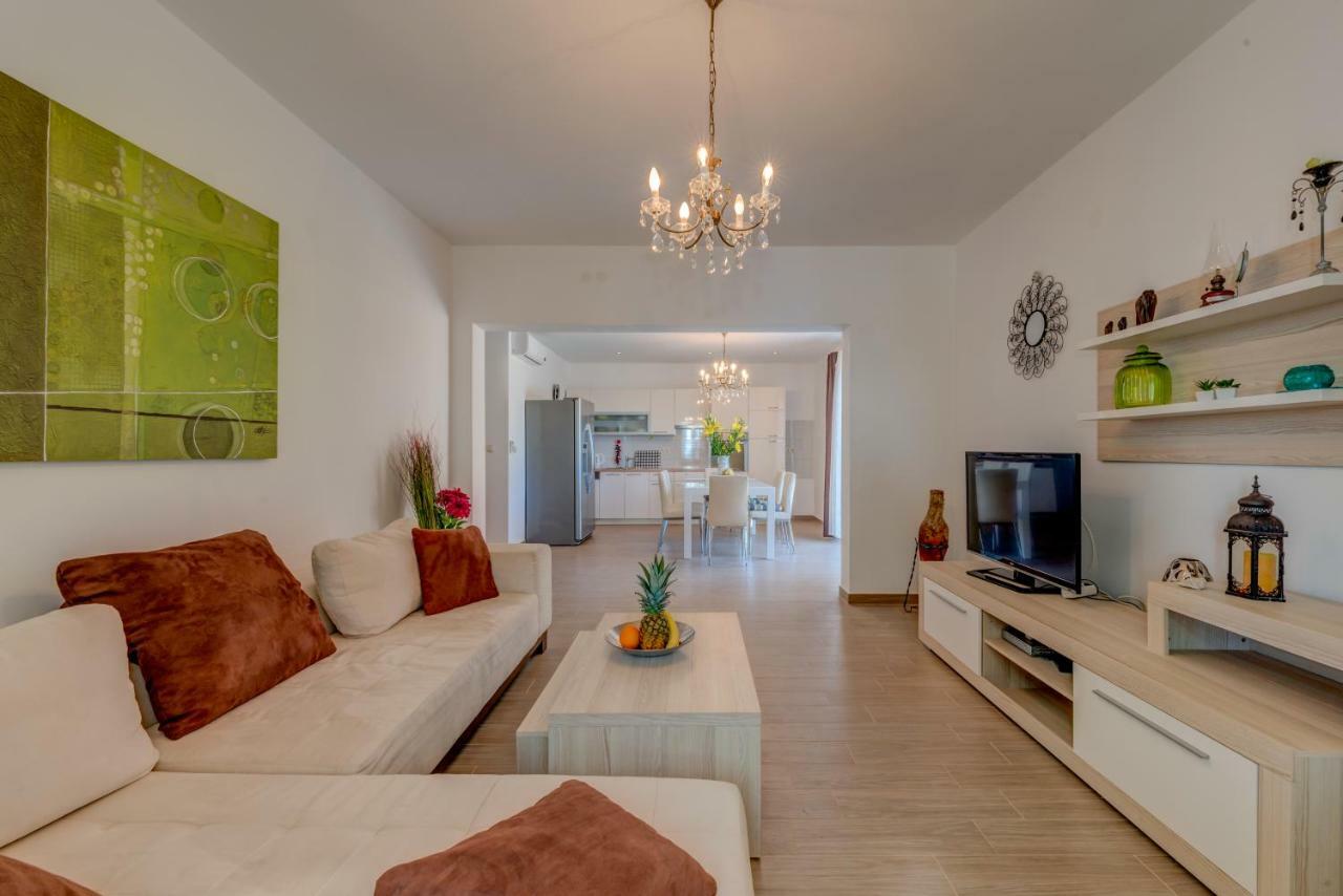 Holiday Home Figa أوميس المظهر الخارجي الصورة