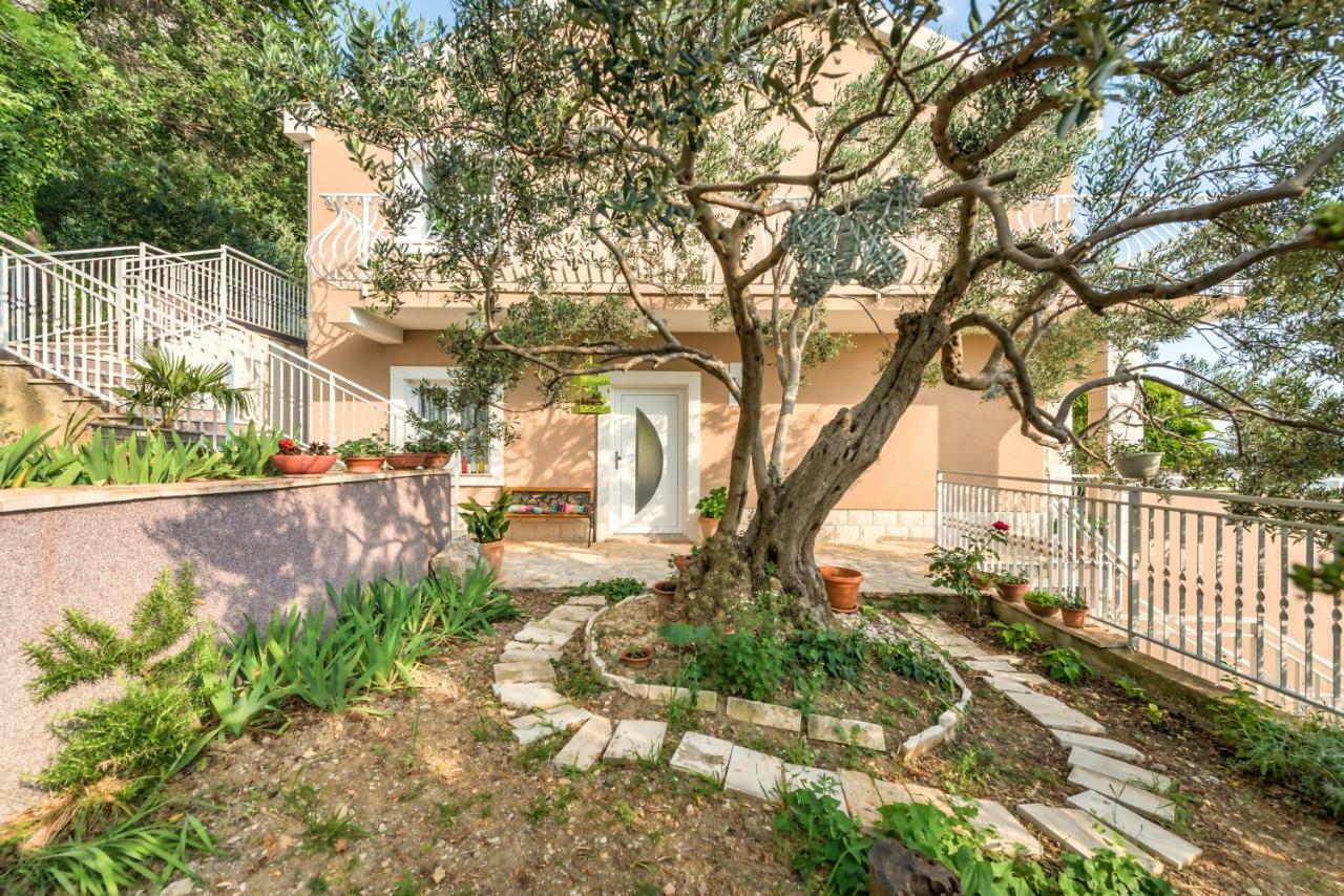 Holiday Home Figa أوميس المظهر الخارجي الصورة